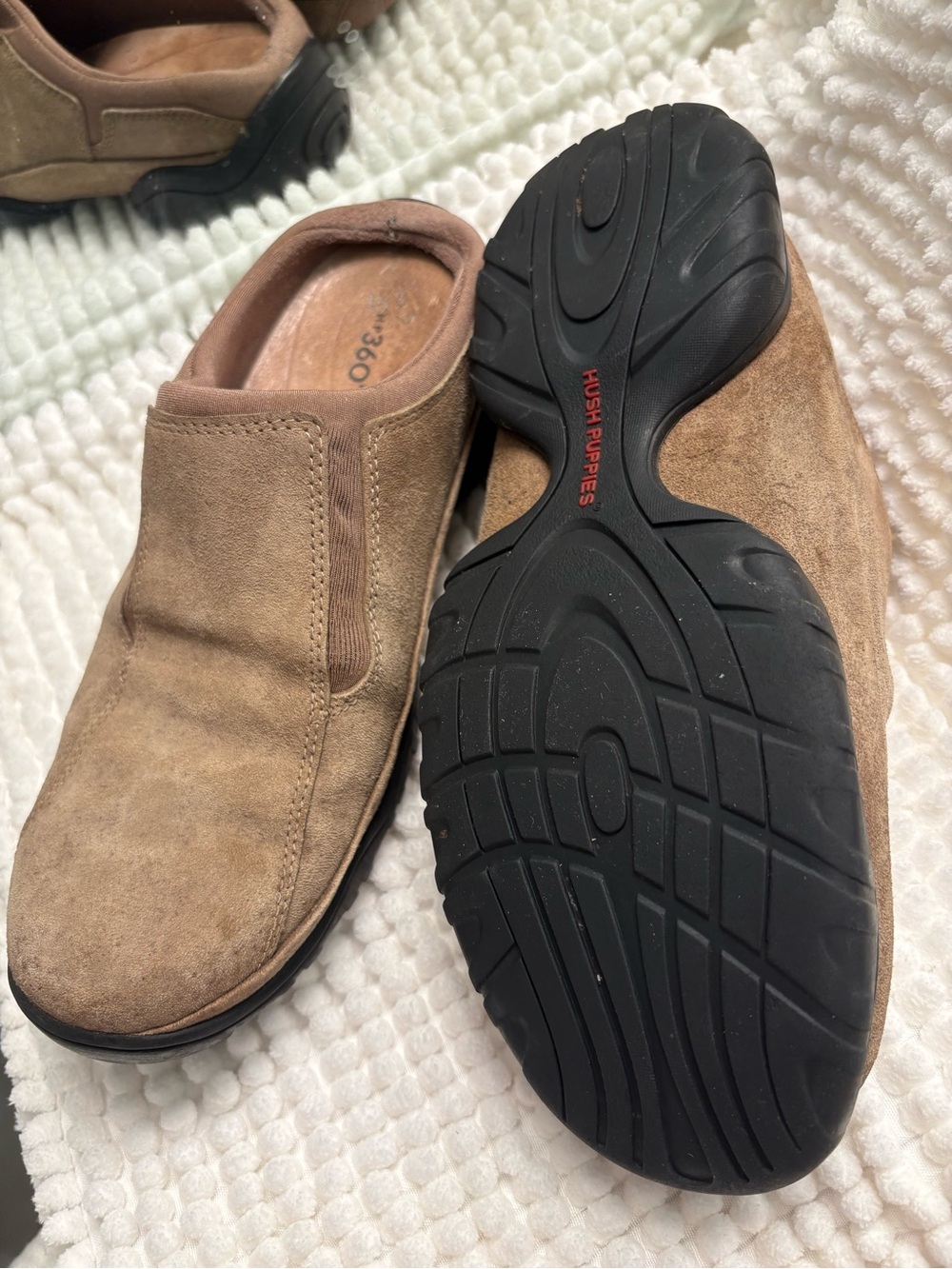 Hush Puppies HP360 Tan Suede Comfort Slip On Mules Clogs Shoes Slippers Size 8M